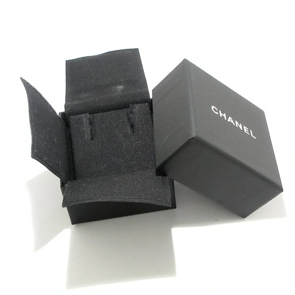 Auth CHANEL - Gold Pink Hardware Plastic Earrings - Picture 4 of 7